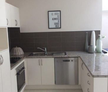 Central Papakura Apartment - Photo 5