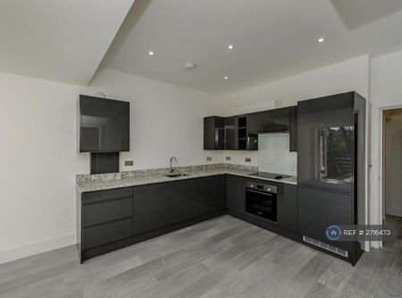 2 bedroom flat to rent - Photo 4