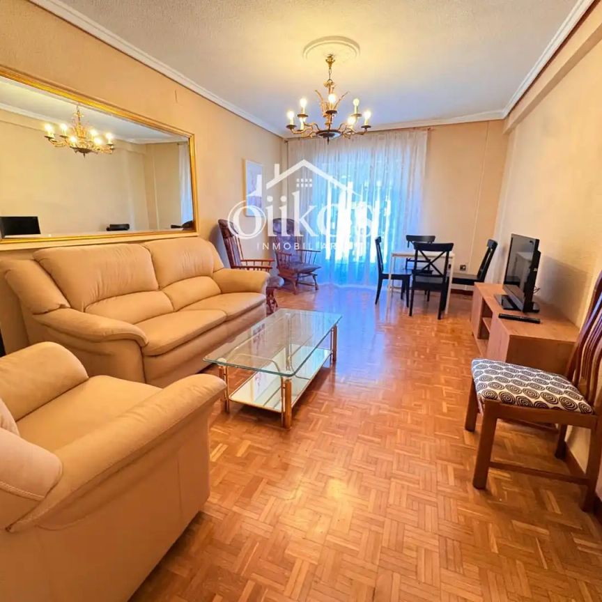 Piso de alquiler en Ledesma, Carmelitas - Foto 1