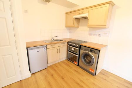 1 bedroom flat to rent - Photo 4