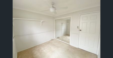 Beautifully Presented Family Home - Photo 5