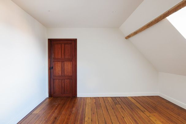 Prachtig gerenoveerde duplex met 3 slaapkamers - Photo 1