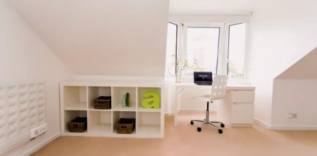 Standard Plus – 5 Bed Flat - Photo 5