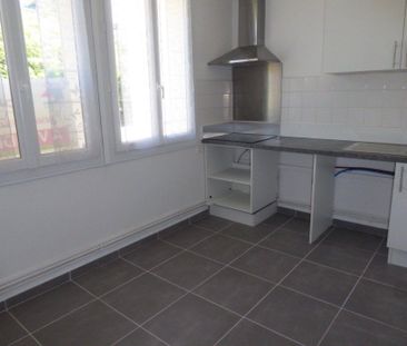 Location appartement 4 pièces 73 m² à Aubenas (07200) - Photo 3