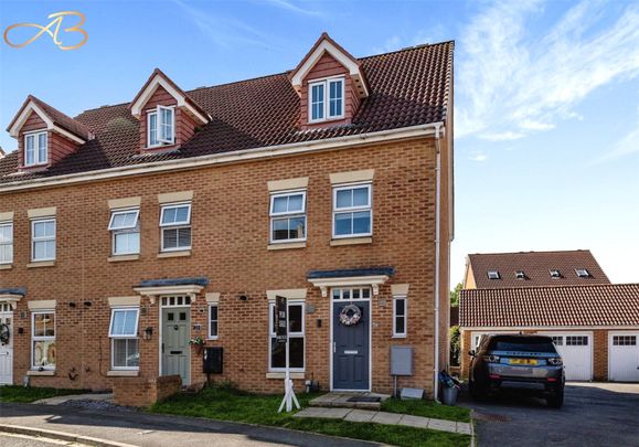 3 Bedroom End Of Terrace - Photo 1