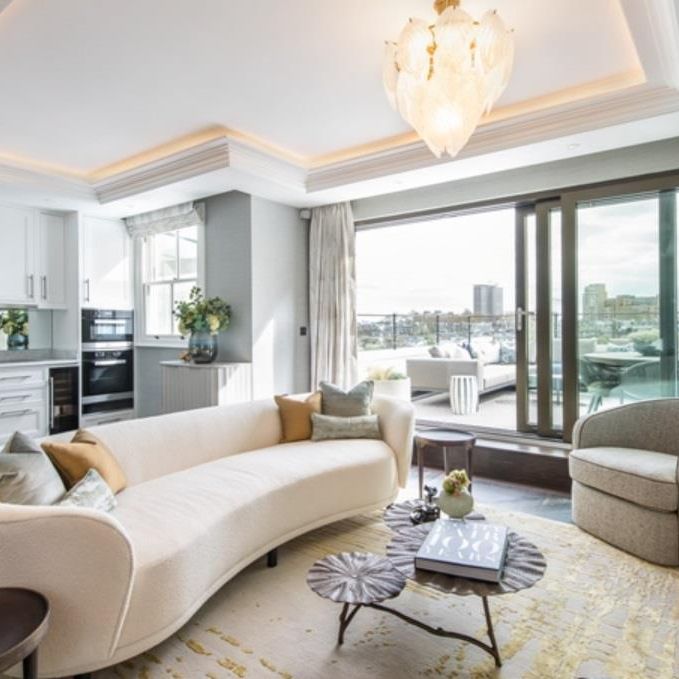 Prince of Wales Terrace, Kensington, London W8 - Photo 1