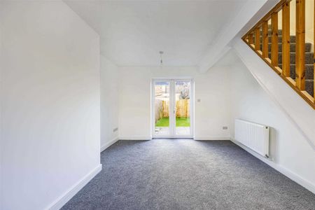 Manor Road, Keyworth, Nottingham - Photo 3