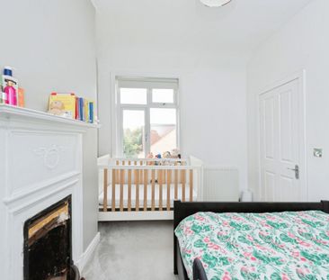 2 Bed Maisonette, Upper Richmond Road West, SW14 - Photo 4