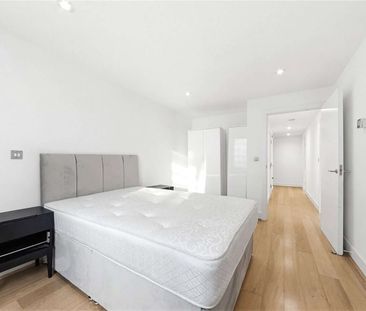 A beautifully presented two bedroom apartment located within the so... - Photo 6