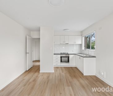 Thornbury Living! - Photo 2