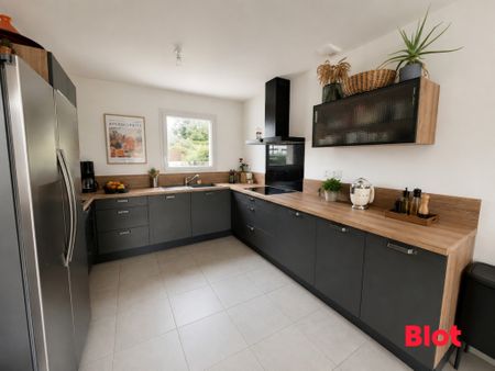 Location Maison 5 pièces 104m² MONTREUIL LE GAST 35520 - Photo 5