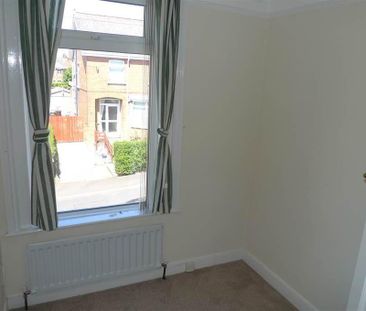 9 Irwin Crescent, Belfast, BT4 3AQ - Photo 3