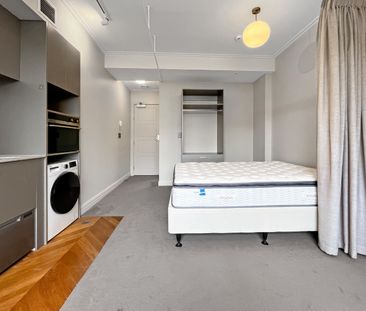 Welcome to 102A/8 Chevron Suites - Photo 3