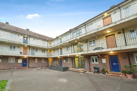 2 Bed Flat, Elton House, BS2 - Photo 5