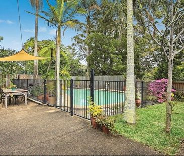 IDEAL 4 BEDROOM FAMILY HOME WITH SWIMMING POOL AND DOUBLE GARAGE - Photo 5