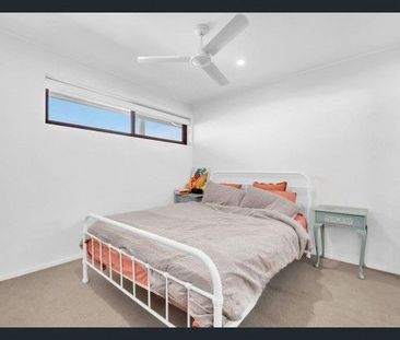 Convenient Location - Photo 3