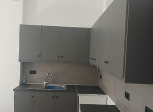 Διαμέρισμα για ενοικίαση - Νίκαια, - Φωτογραφία 2