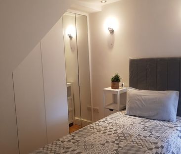 Room in a Shared House, Church Road, E10 - Photo 1