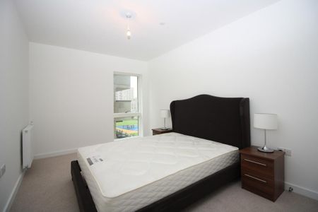2 bedroom flat to rent - Photo 3