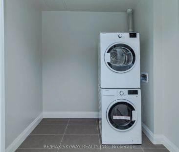 15 Lynch Street #1607 - Photo 3