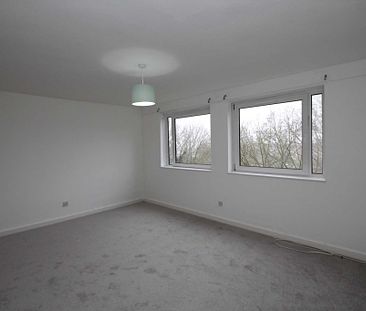 2 bed Flat for rent - Photo 1