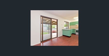 Lovely 3 Bedroom Low Set Home in the Heart of the Bayside - Photo 3