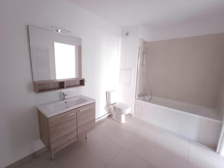 location Appartement T4 DE 76.6m² À BOBIGNY - Photo 5