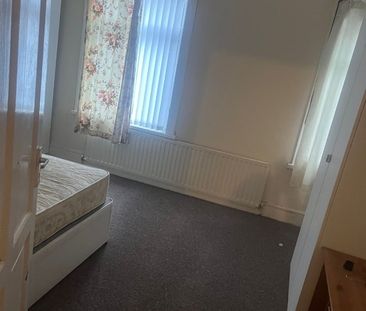 3 Bed Terraced House, Churchill Avenue, CV6 - Photo 5