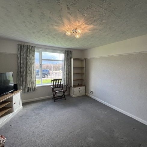 Farnborough Road, Nottingham, NG11 - Photo 1