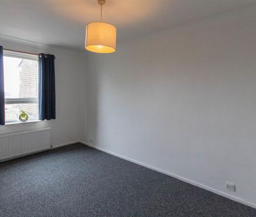 Harewood Terrace, Haverhill - Photo 5