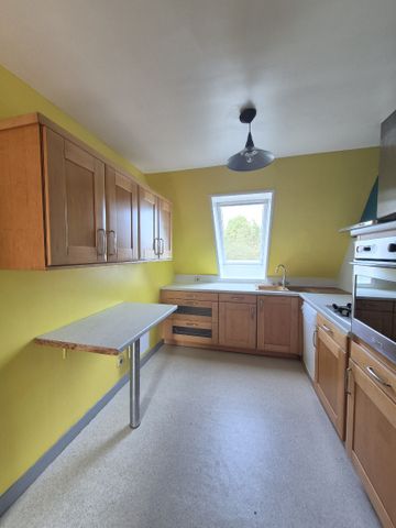 Location Appartement 3 pièces 89m² ST OMER 62500 - Photo 3