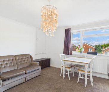 2 bedroom maisonette to rent - Photo 4