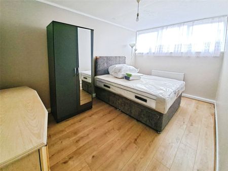 Prague Place, London, SW2 5ED - Photo 5