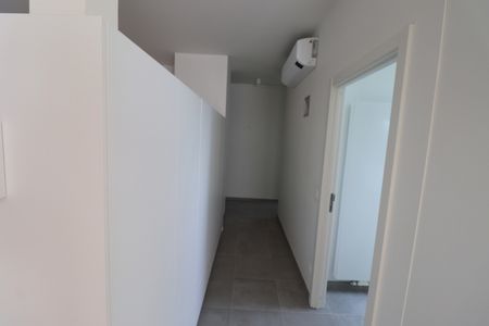 Modern en energiezuinig 2-slaapkamerappartement met carport en ruim terras. - Foto 5