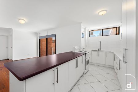 Coastal Lifestyle - Photo 2