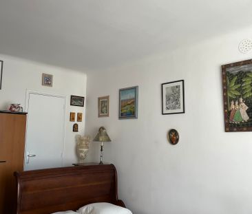 A LOUER T2 MEUBLE QUARTIER REPUBLIQUE BEAUX ARTS - Photo 5