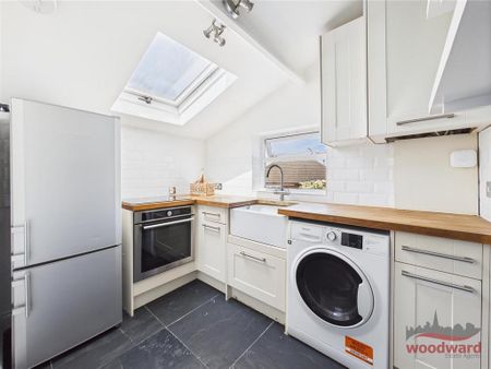 1 bedroom flat to rent - Photo 5