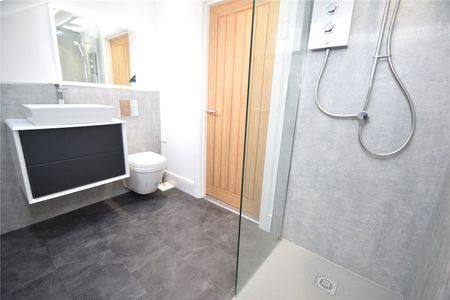 2 bed maisonette to rent in Wellington Road, Bridlington, YO15 - Photo 5