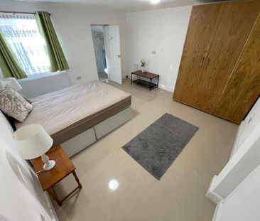 7 bedroom house share to rent - Photo 1