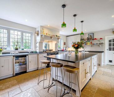 5 bedroom detached house to rent - Photo 3