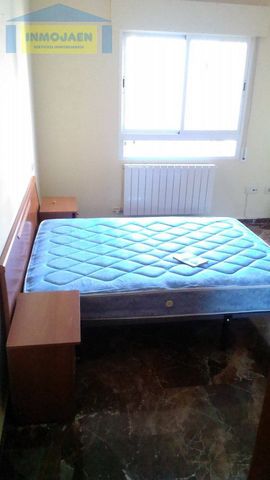 Alquiler Piso en Bulevar, Jaén - Photo 4