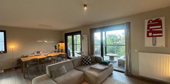 Appartement te huur in Neerpelt voor € 995 met 2 slaapkamers - Photo 2