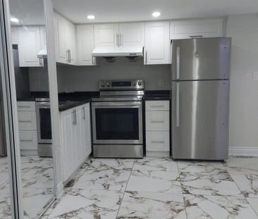 For Lease - 36 Cyclone Trail, Brampton, Ontario - Photo 4