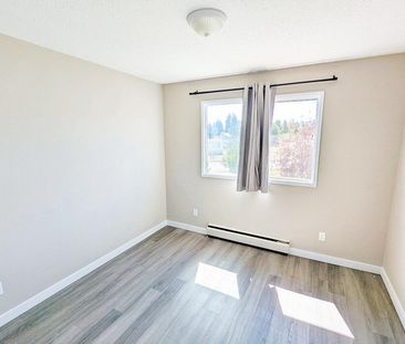 Uptown Apartments - Photo 3