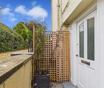 Overton Park Road, Cheltenham, GL50 - Photo 6