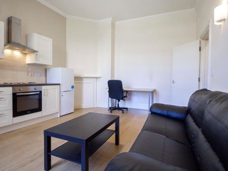 1 bedroom apartment to rent - Photo 2