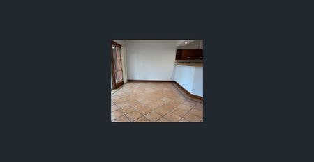 Prime Location - Photo 5