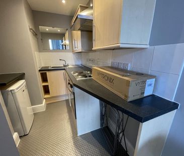 Studio to rent - Photo 3