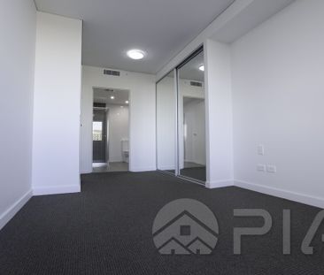 Spacious 2 bedroom unit for rent - Photo 2