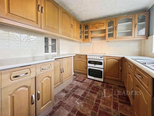 Deansway, Bromsgrove, B61 - Photo 1